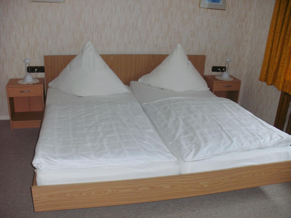 Landhotel Zum Schiff Laurenburg Стая снимка