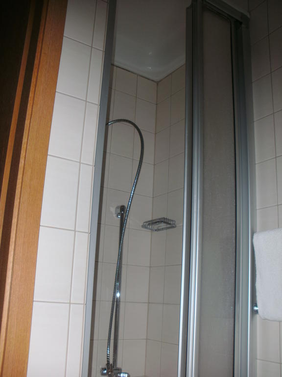 Landhotel Zum Schiff Laurenburg Стая снимка